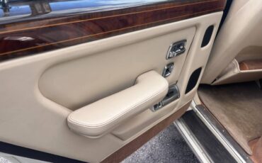 Rolls-royce-silver-spirit-ll-1990-white-20