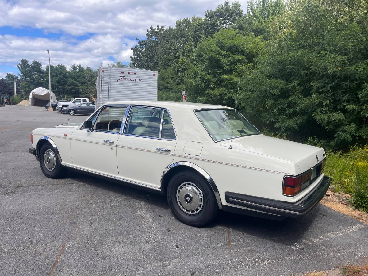 Rolls-royce-silver-spirit-ll-1990-white-4