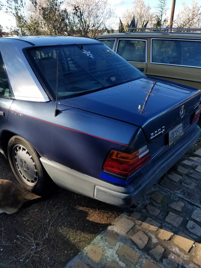 Rolls-royce-silver-spur-1981-2