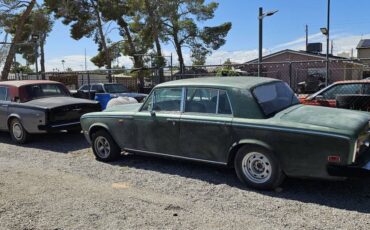 Rolls-royce-wraith-1977-green-1