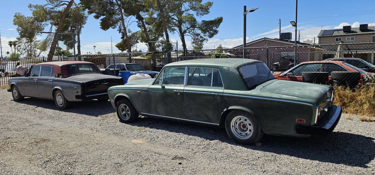 Rolls-royce-wraith-1977-green-1