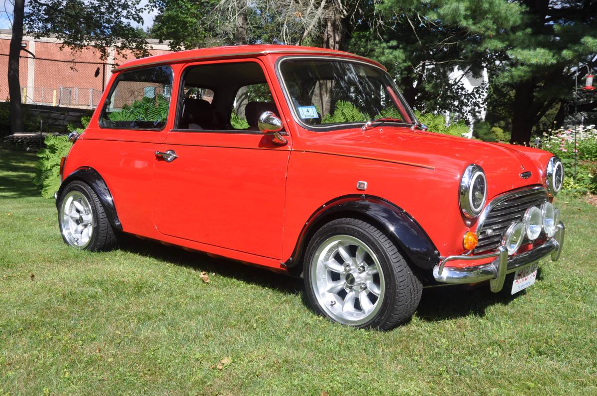 Rover-mini-1989-red