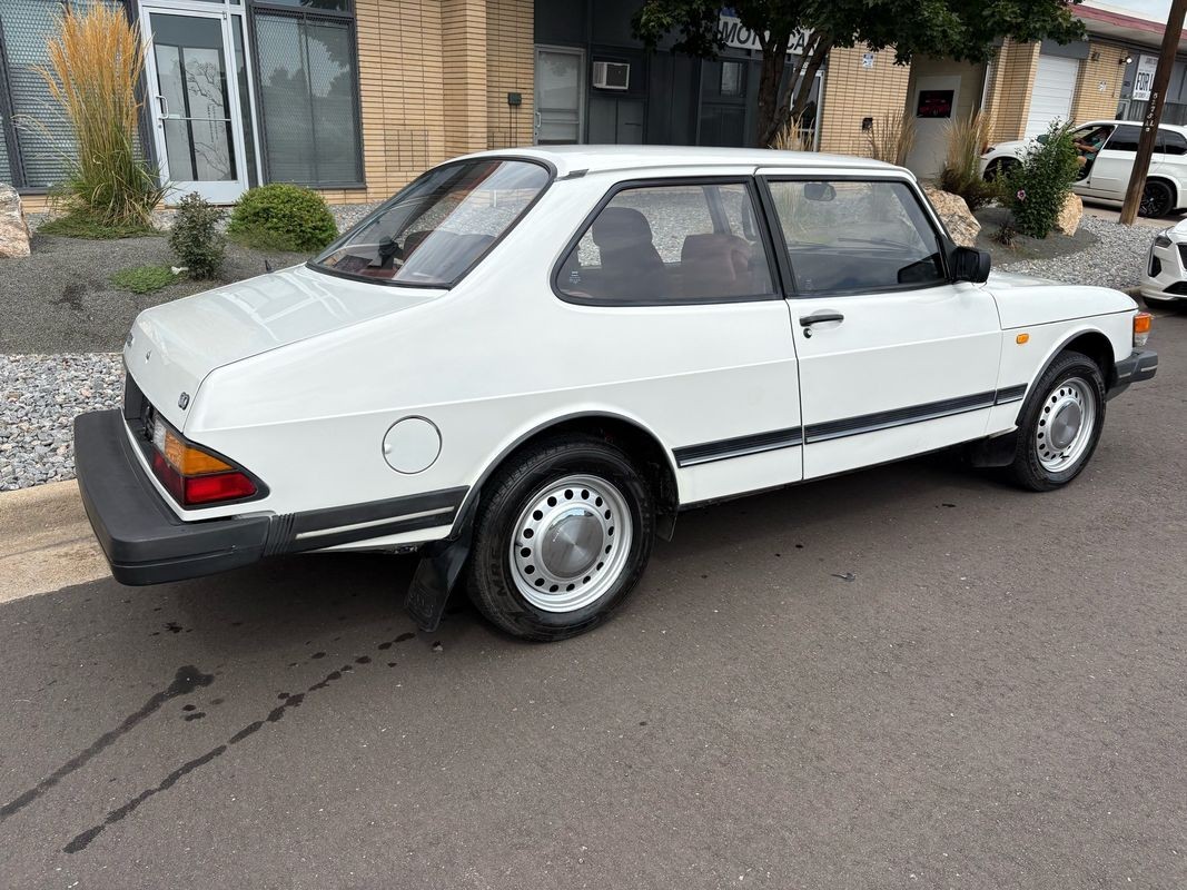 Saab-90-1986-15
