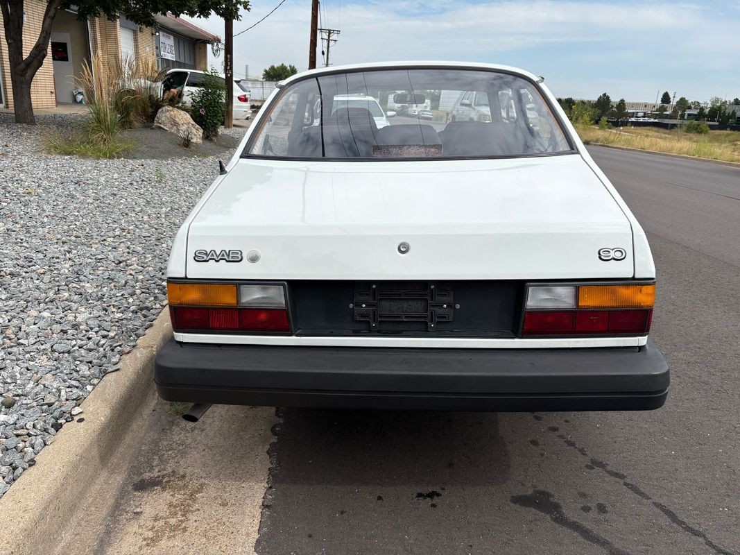 Saab-90-1986-18