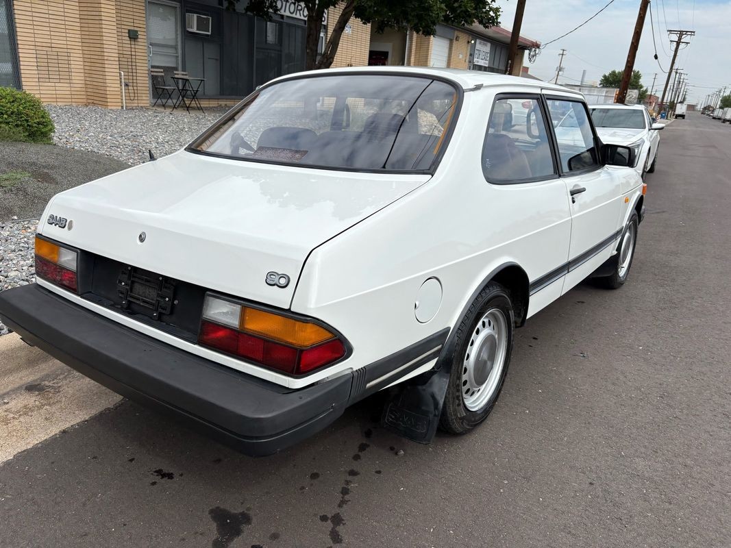 Saab-90-1986-21