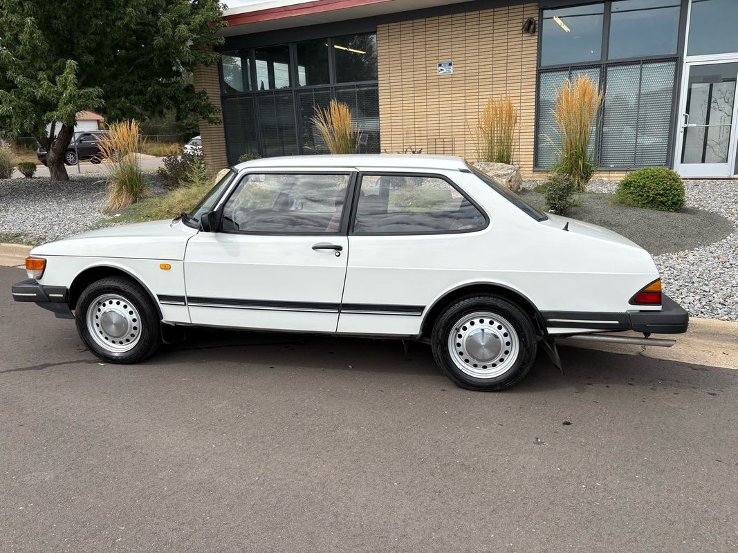 Saab-90-1986-30