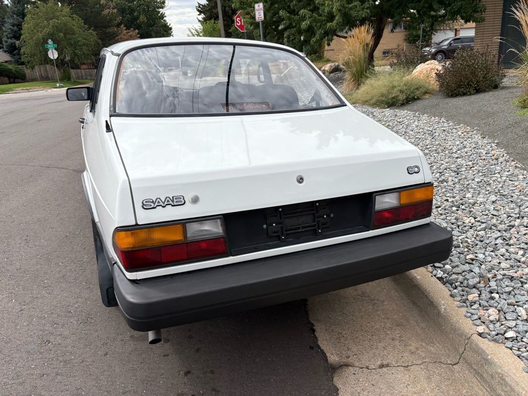 Saab-90-1986-33