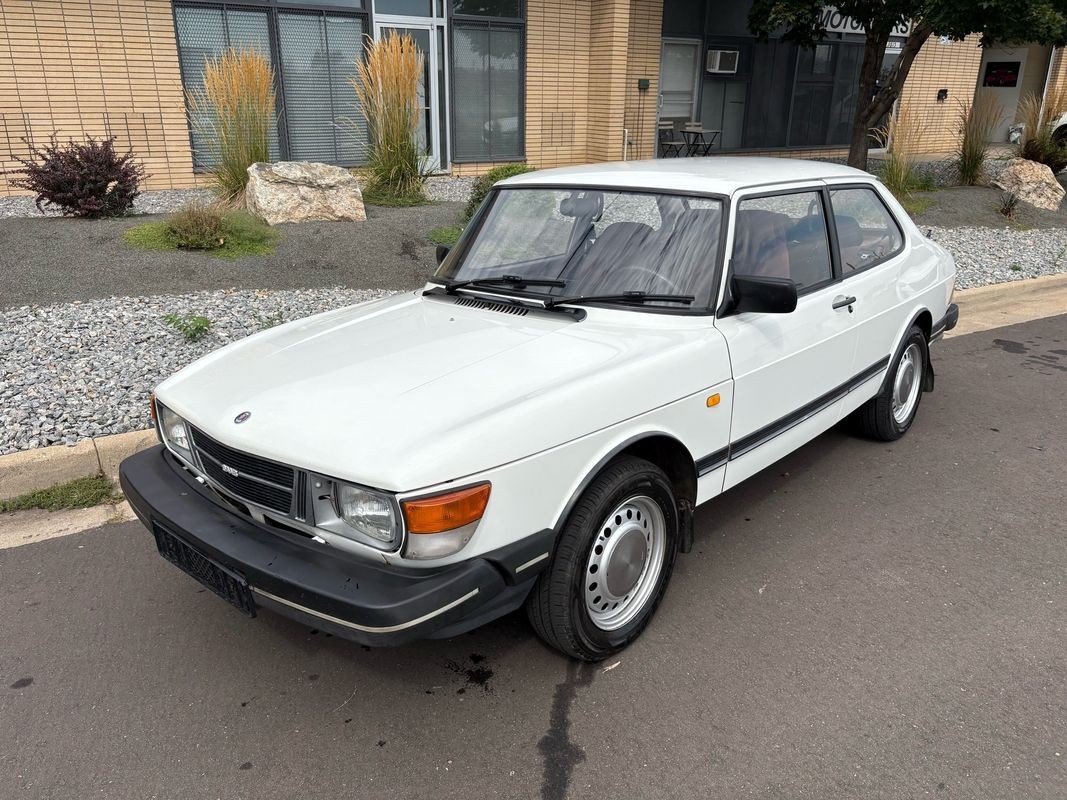 Saab 90 1986 --