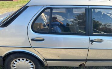 Saab-900-1993-10