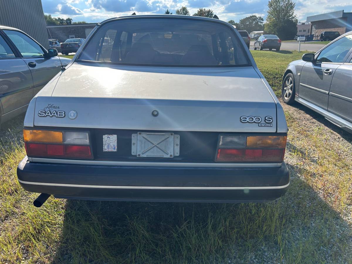 Saab-900-1993-12