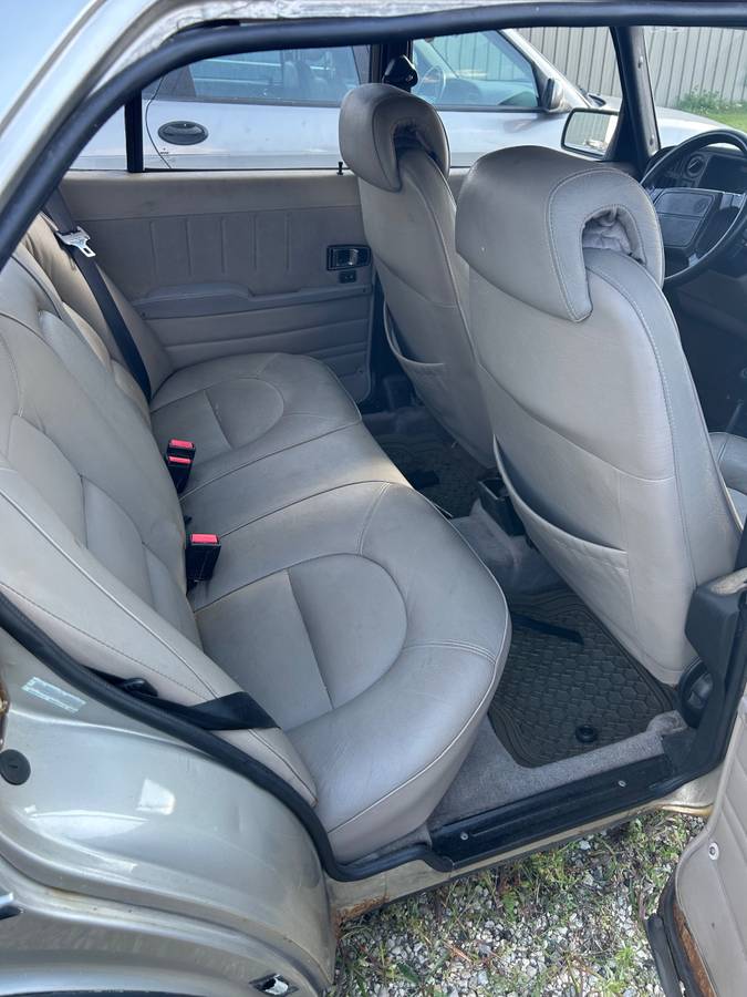 Saab-900-1993-19