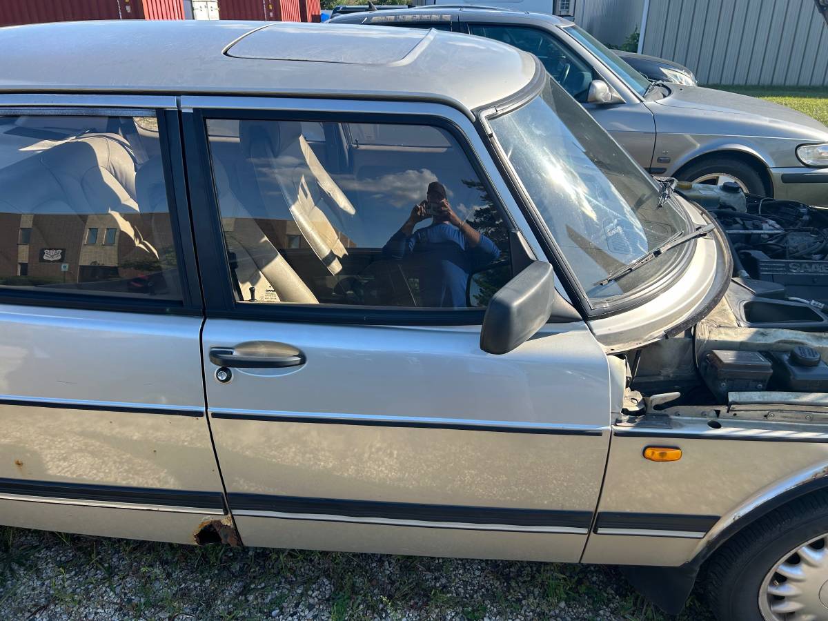 Saab-900-1993-5