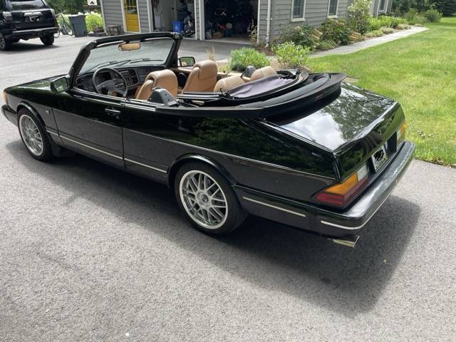 Saab-900-convertible-1988-black-2