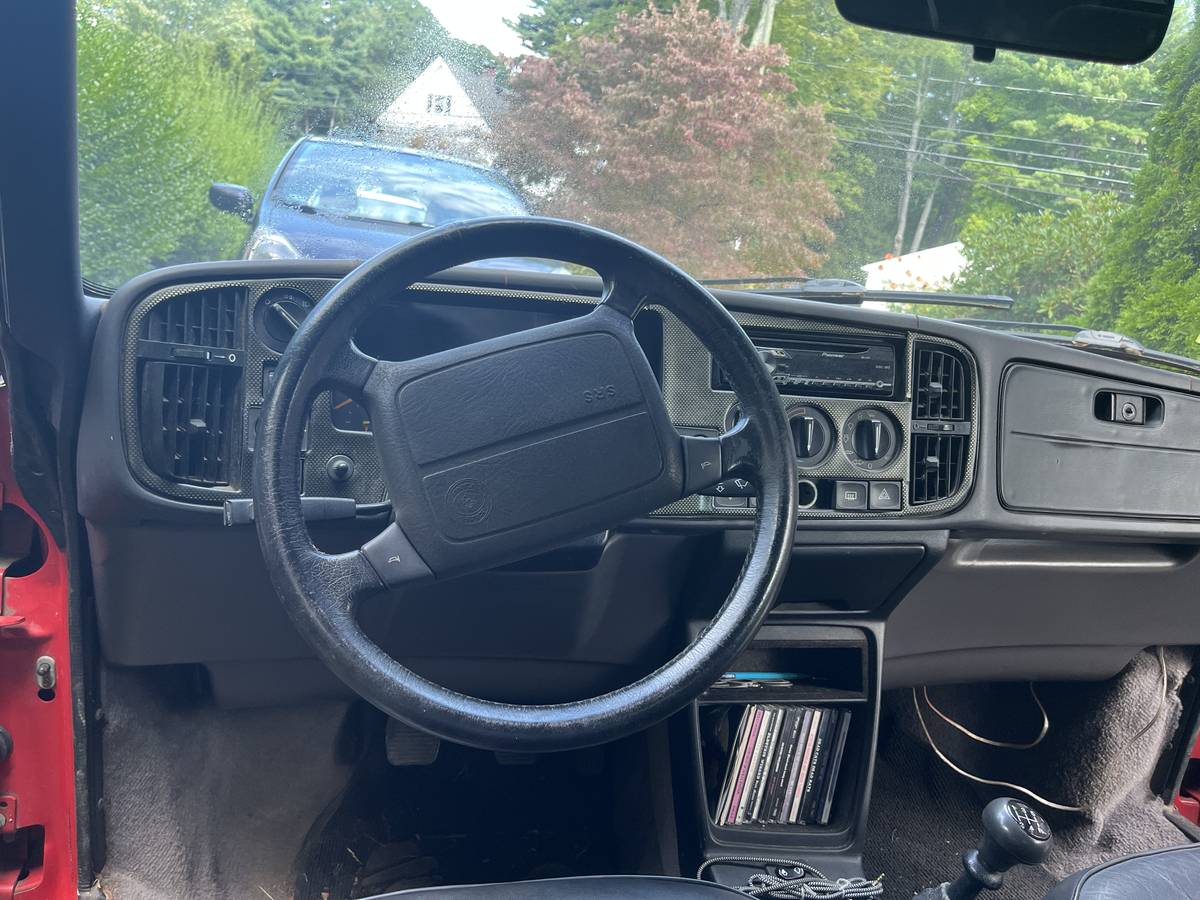 Saab-900-convertible-1992-red-2