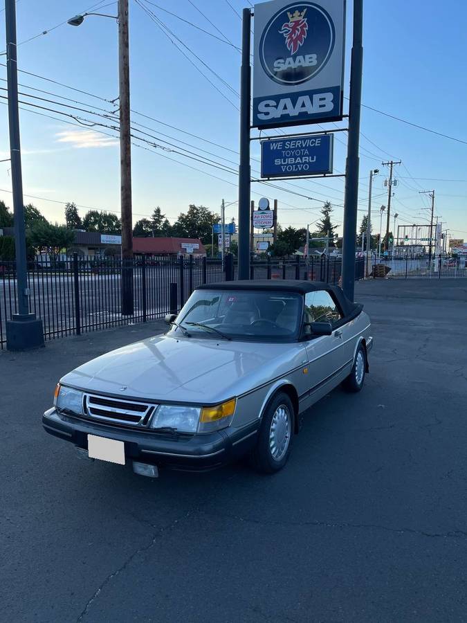 Saab-900-sbase-1992-silver