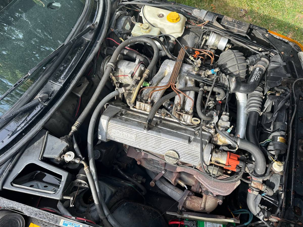 Saab-900-turbo-1982-black-22