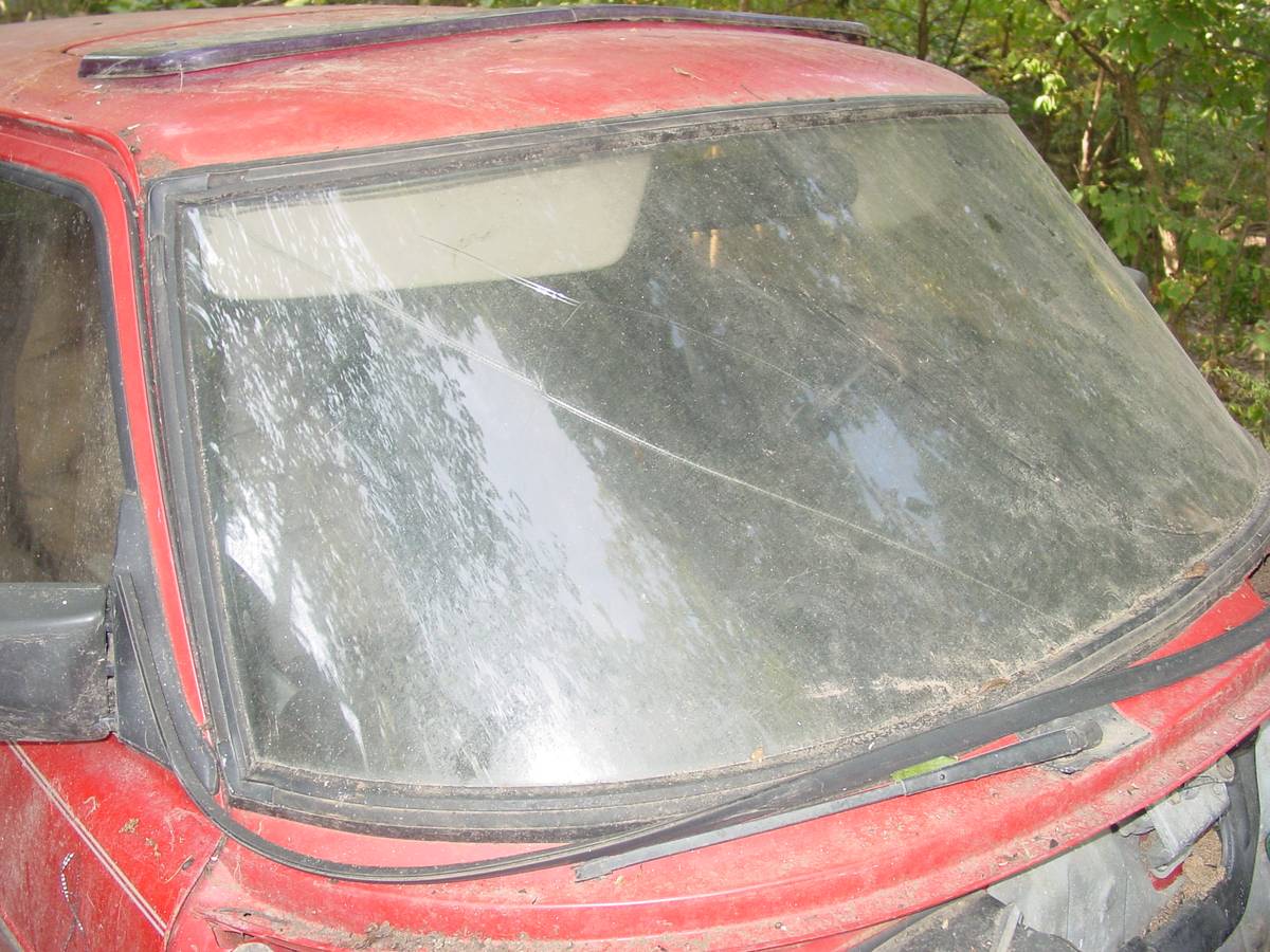 Saab-900-turbo-hatchback-1992-red-15