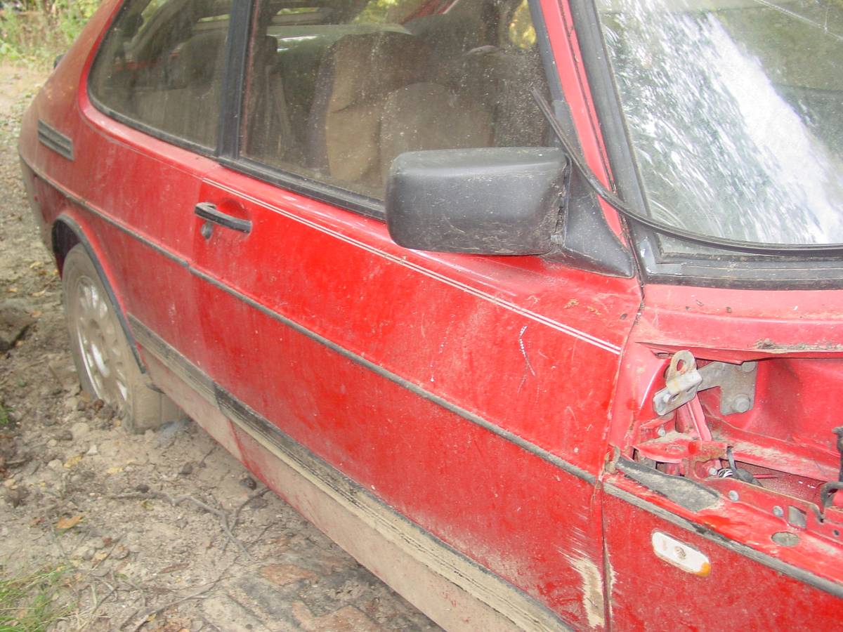 Saab-900-turbo-hatchback-1992-red-6