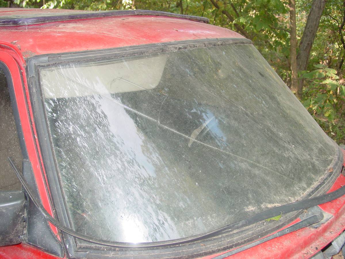 Saab-900-turbo-hatchback-1992-red-7