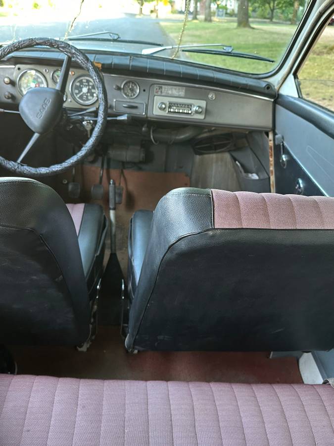 Saab-96-1968-white-3