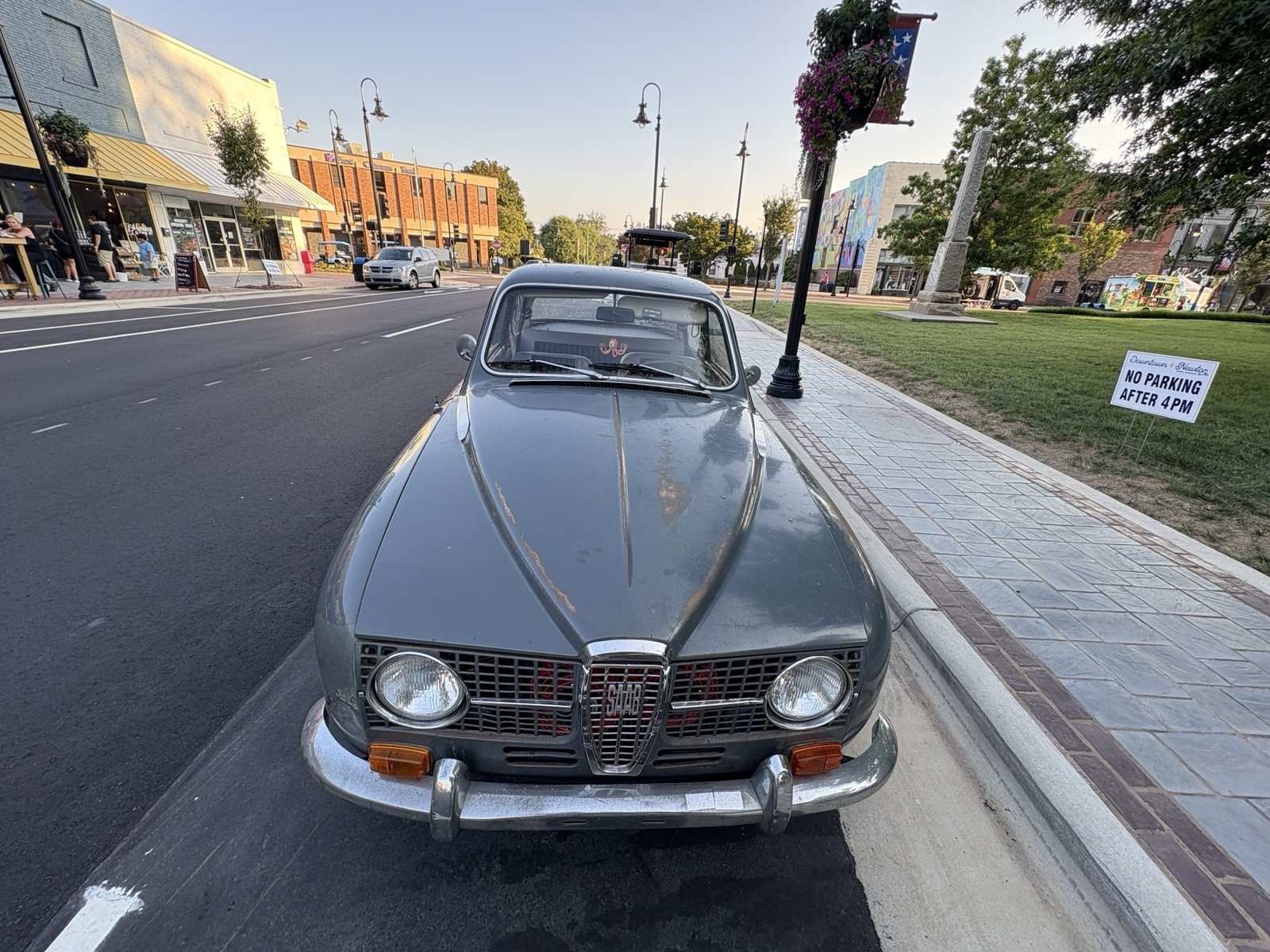 Saab-Other-1968-Sedan-2