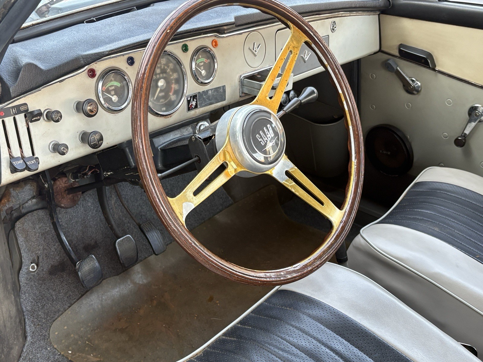 Saab-Other-1968-Sedan-5