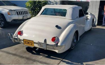 Samco-royale-1970-white-2