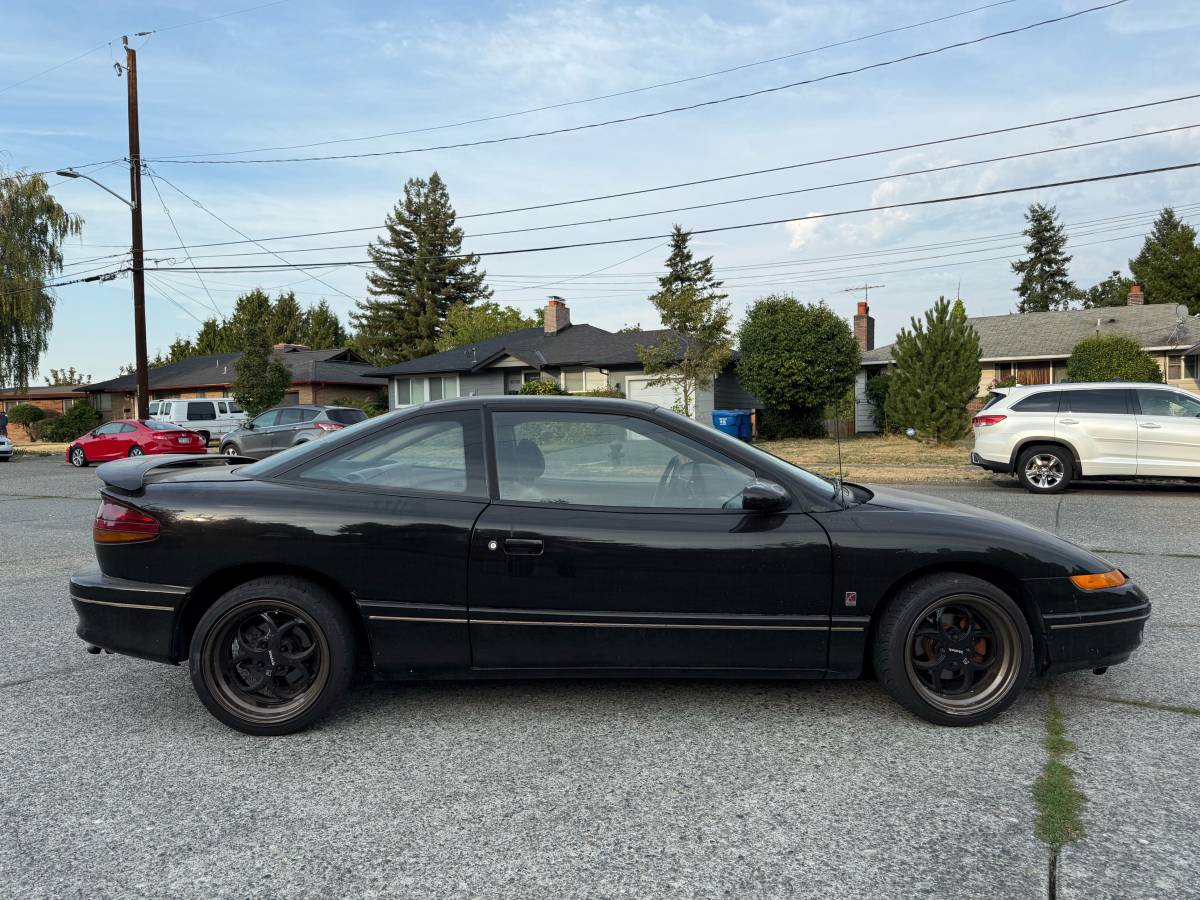 Saturn-sc-2-1995-black-6