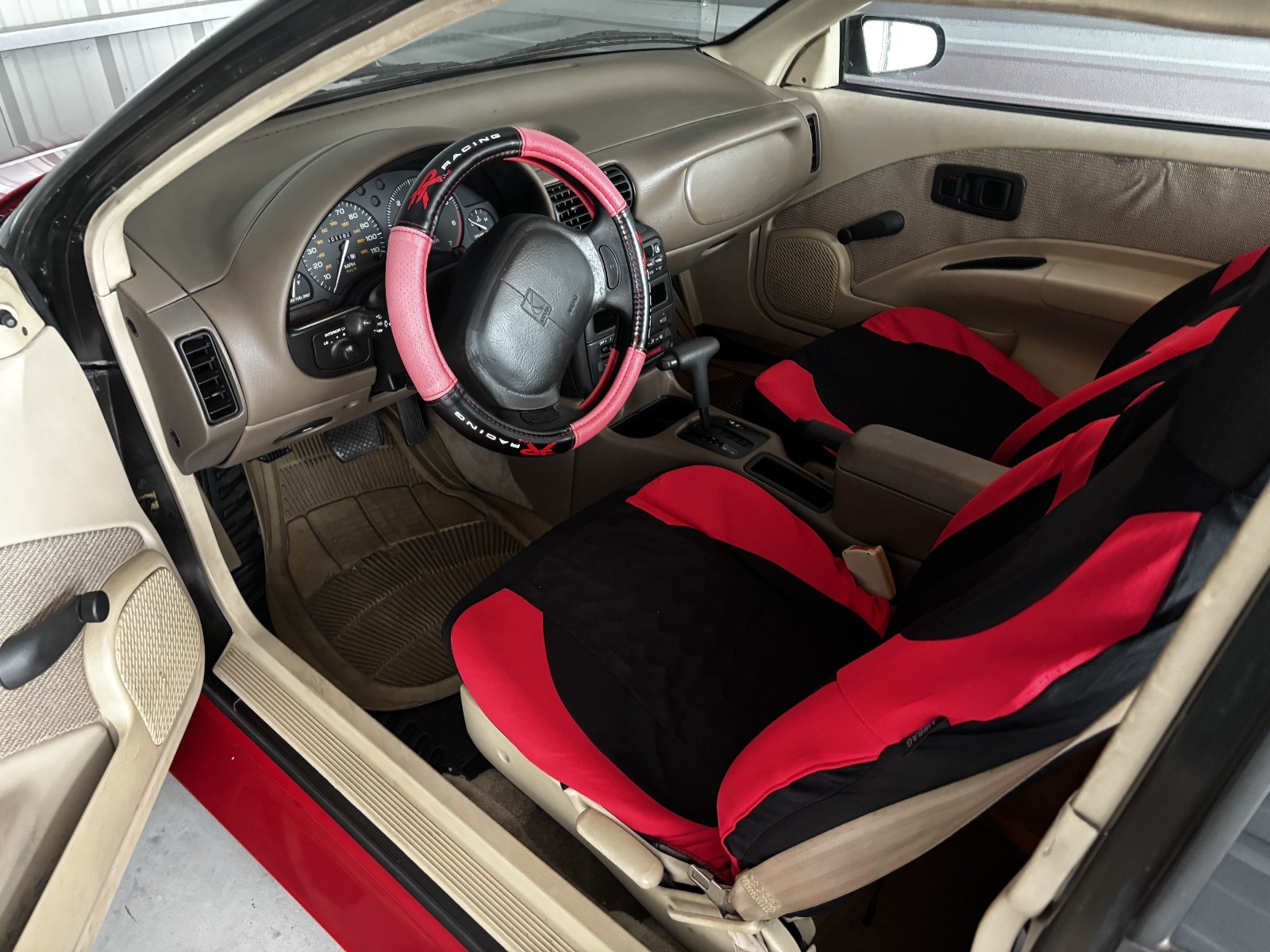 Saturn-sc1-1995-Coupe-7