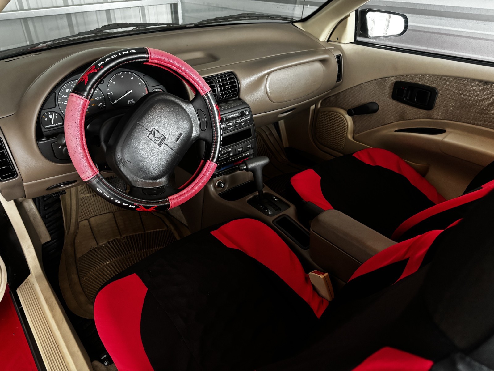 Saturn-sc1-1995-Coupe-8
