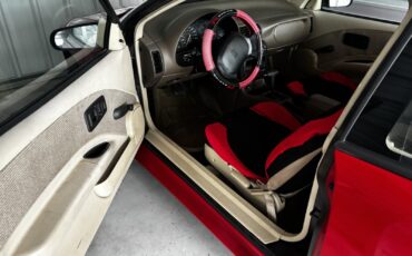 Saturn-sc1-1995-Coupe-9