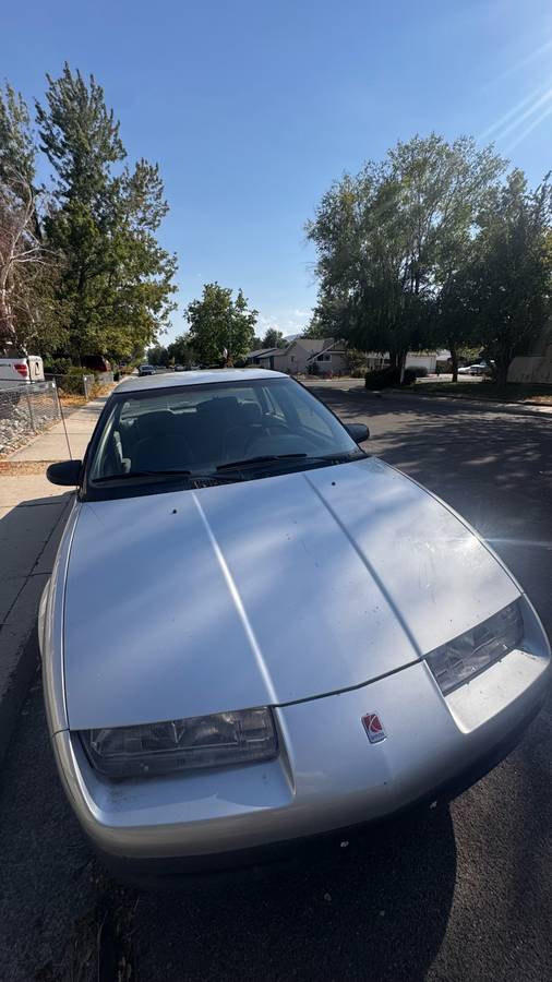 Saturn-sl1-1992-grey-3
