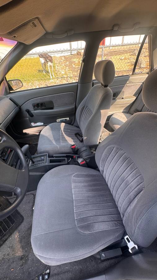 Saturn-sl1-1992-grey-6