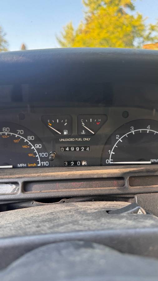 Saturn-sl1-1992-grey-7
