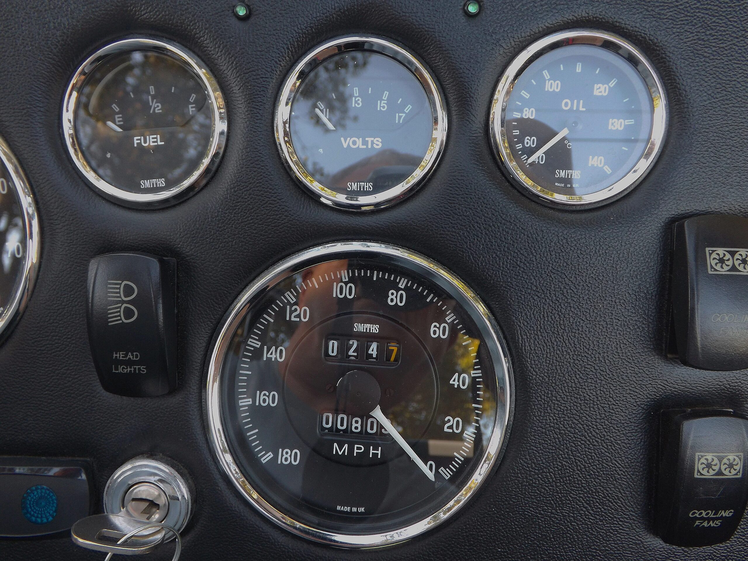 Shelby-Cobra-1965-Black-15