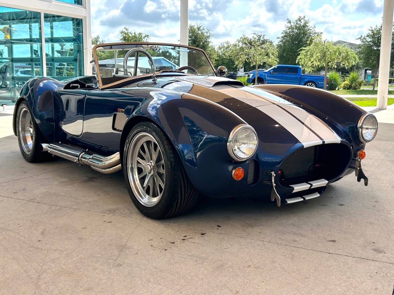 Shelby-Cobra-1965-Convertible-2