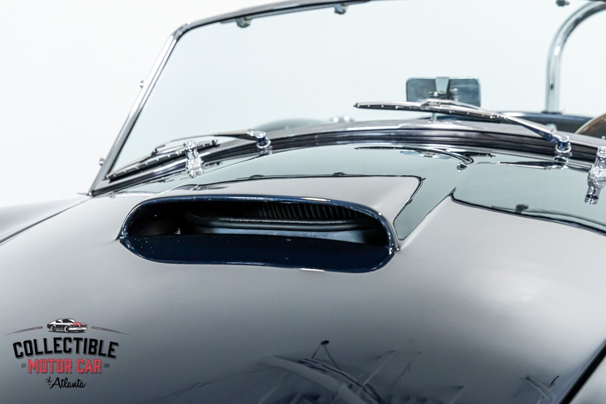 Shelby-Cobra-1965-Convertible-36