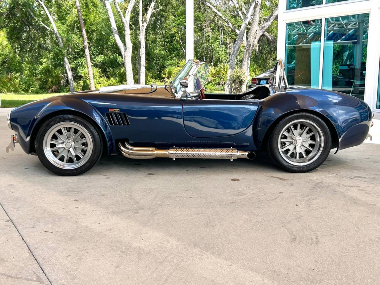Shelby-Cobra-1965-Convertible-7