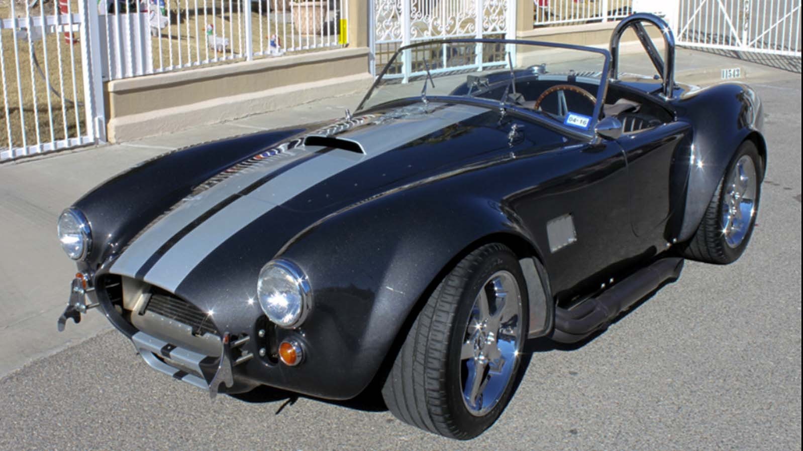 Shelby-Cobra-1965-Roadster
