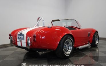 Shelby-Cobra-1966-Roadster-15