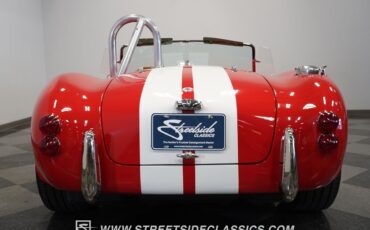 Shelby-Cobra-1966-Roadster-17