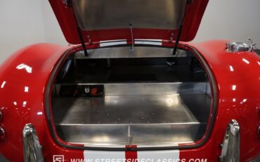 Shelby-Cobra-1966-Roadster-27