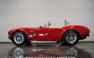 Shelby-Cobra-1966-Roadster-5