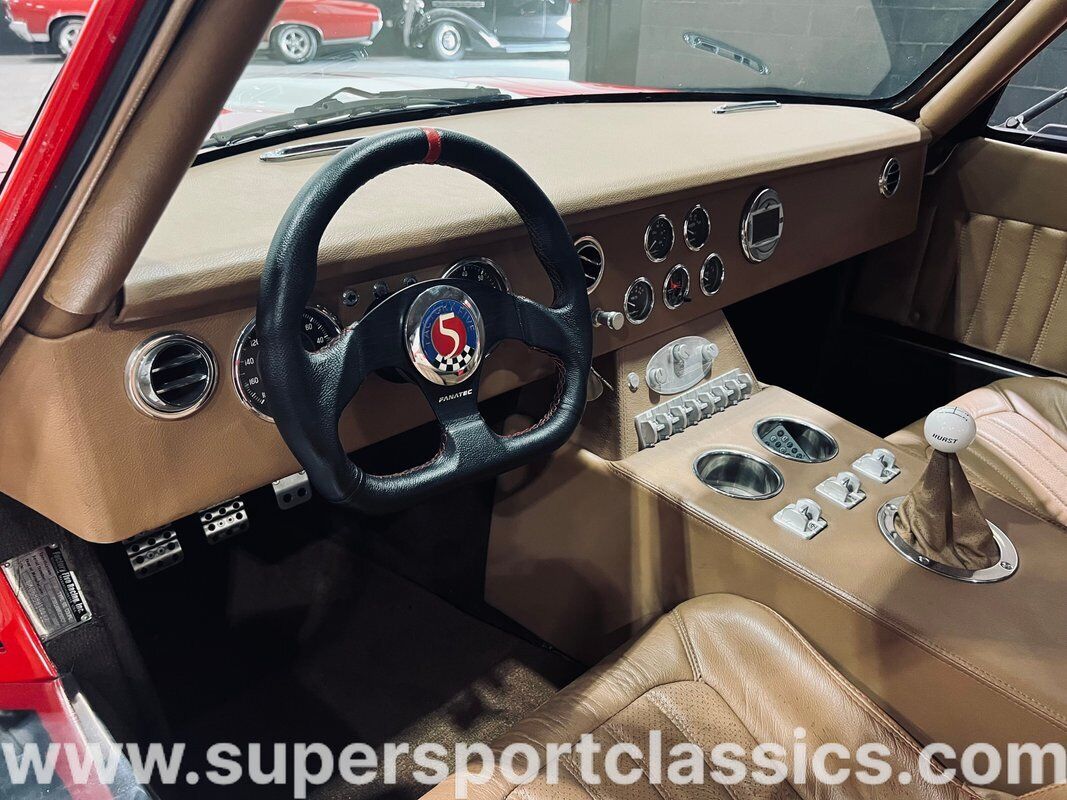 Shelby-Daytona-1965-Coupe-16
