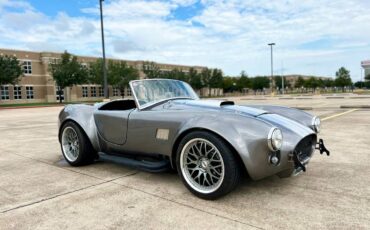 Shelby-cobra-1966-grey-3