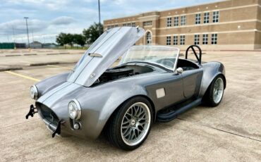 Shelby-cobra-1966-grey