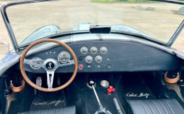 Shelby-cobra-1966-grey-6