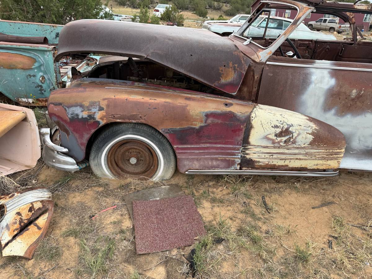 Silver-streak-pontiac-1947-brown-2