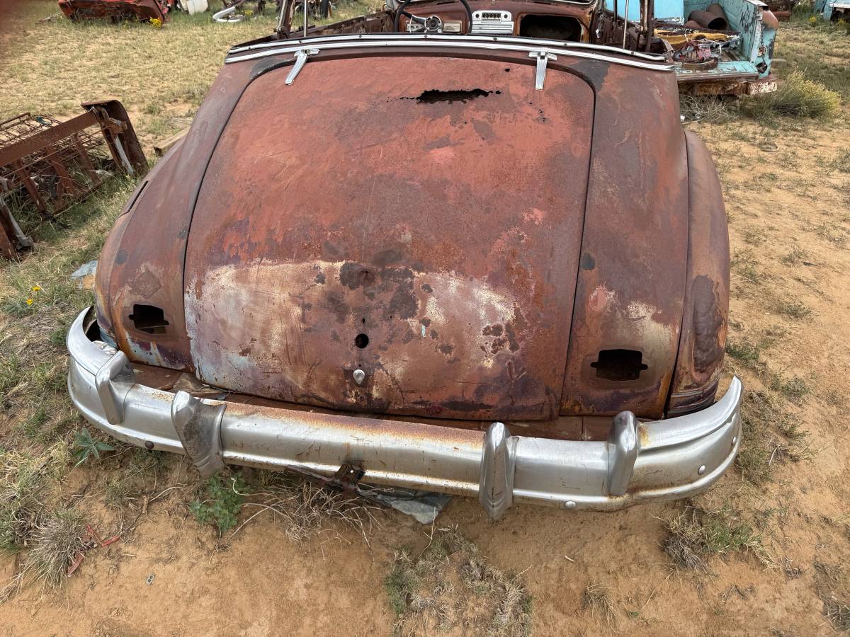 Silver-streak-pontiac-1947-brown-3