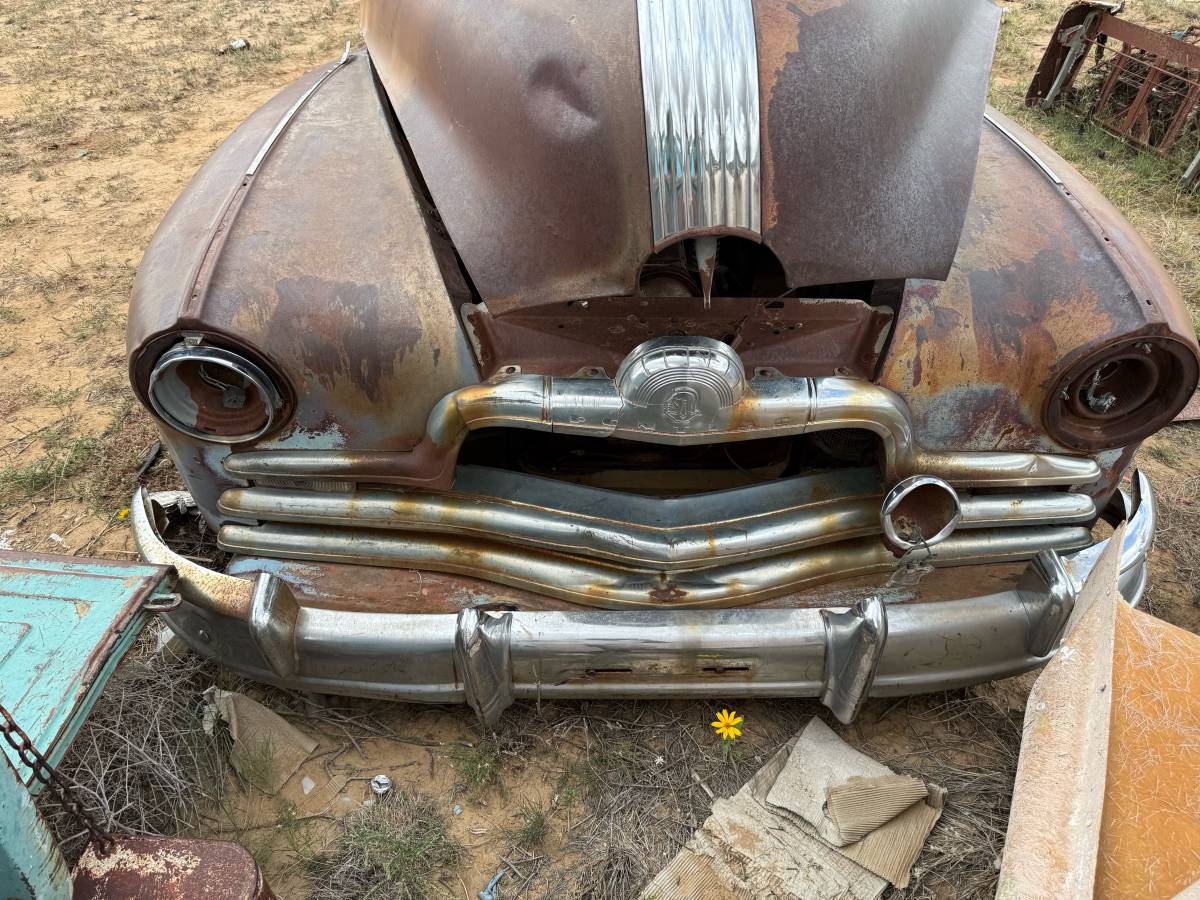 Silver-streak-pontiac-1947-brown-7